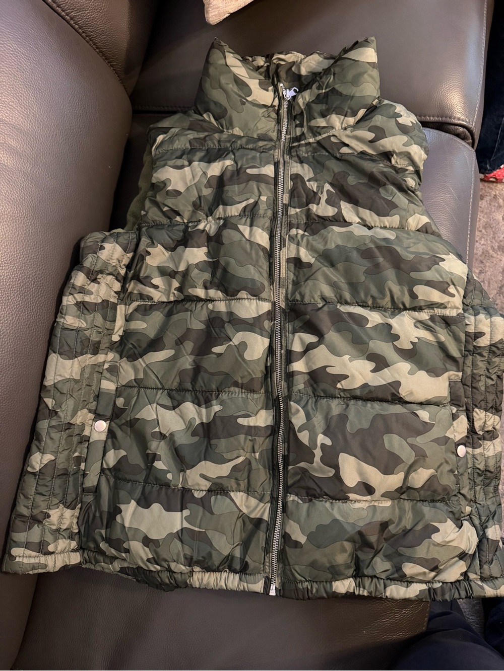 Vest - Picture 2 of 2